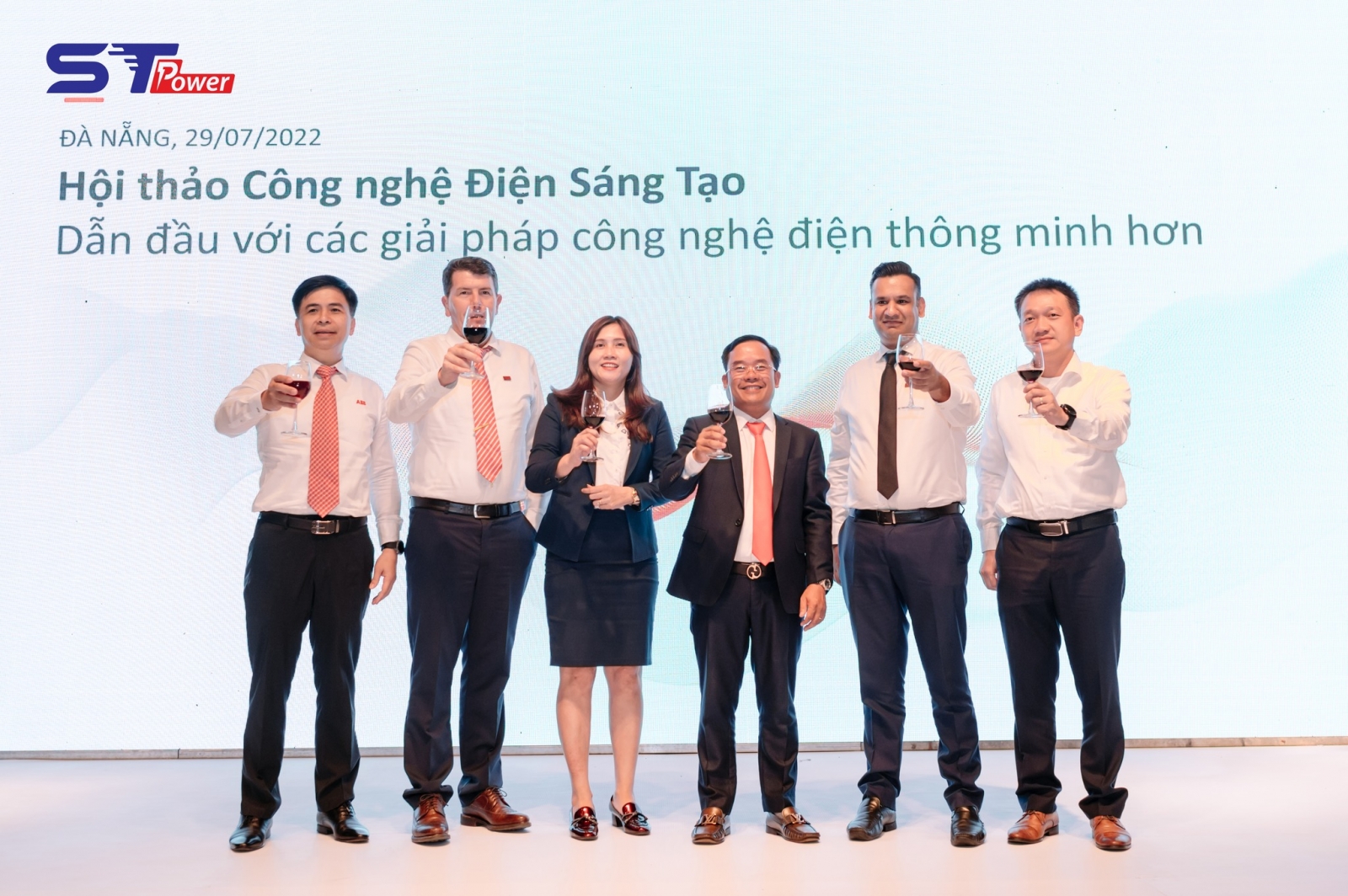 Mối Liên Kết Đồng Bộ - ABB & STPower Đồng Hành Trong Sự Đổi Mới Công Nghệ
